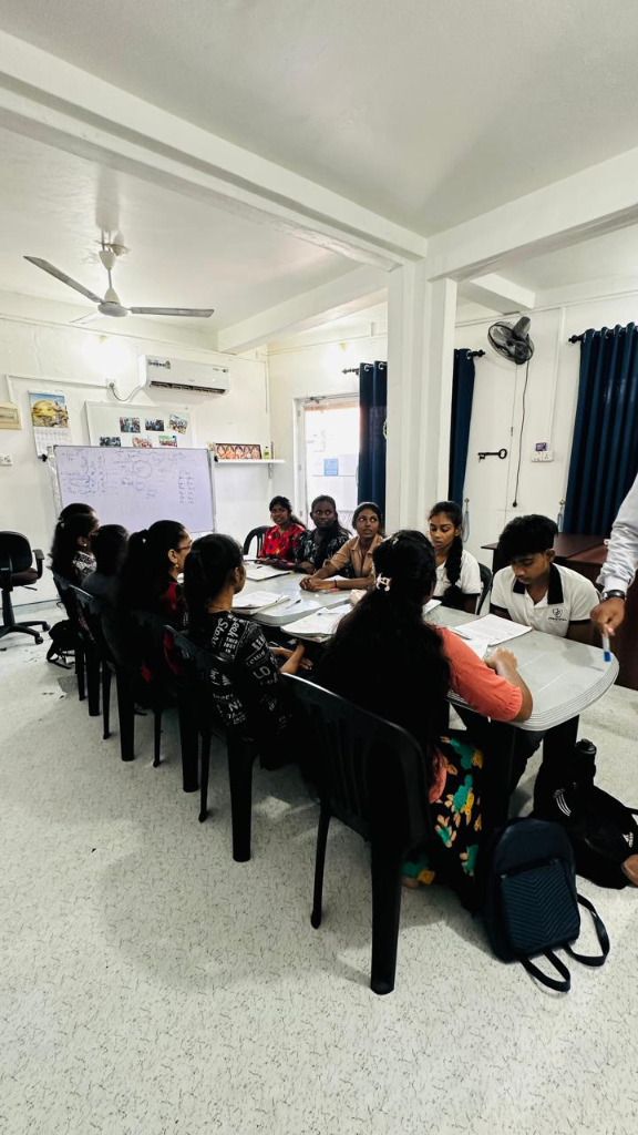 Diploma in English & Communication