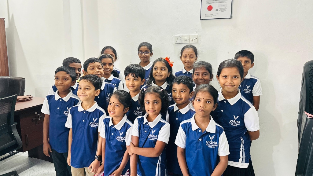 Kids English & IT Foundation (Ages 6–14)